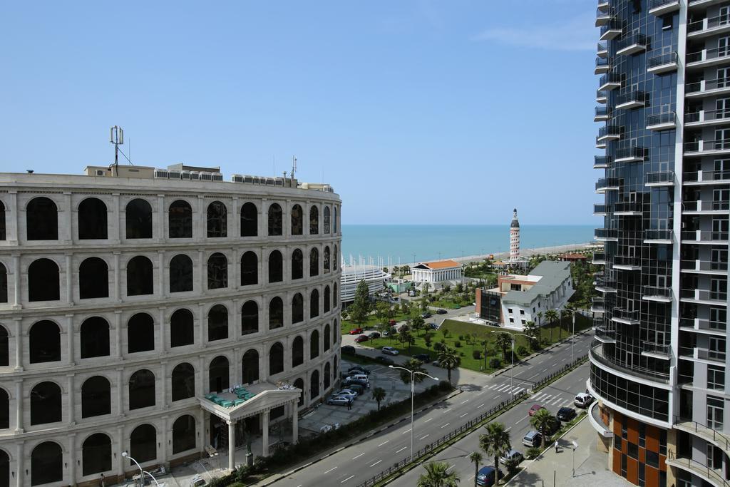 Aparthotel In Orbi Sea Towers Batumi Quarto foto